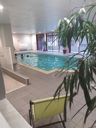 Joli appartement T2 dans résidence avec piscine, hammam et parking gratuits Carcassonne Esterno foto