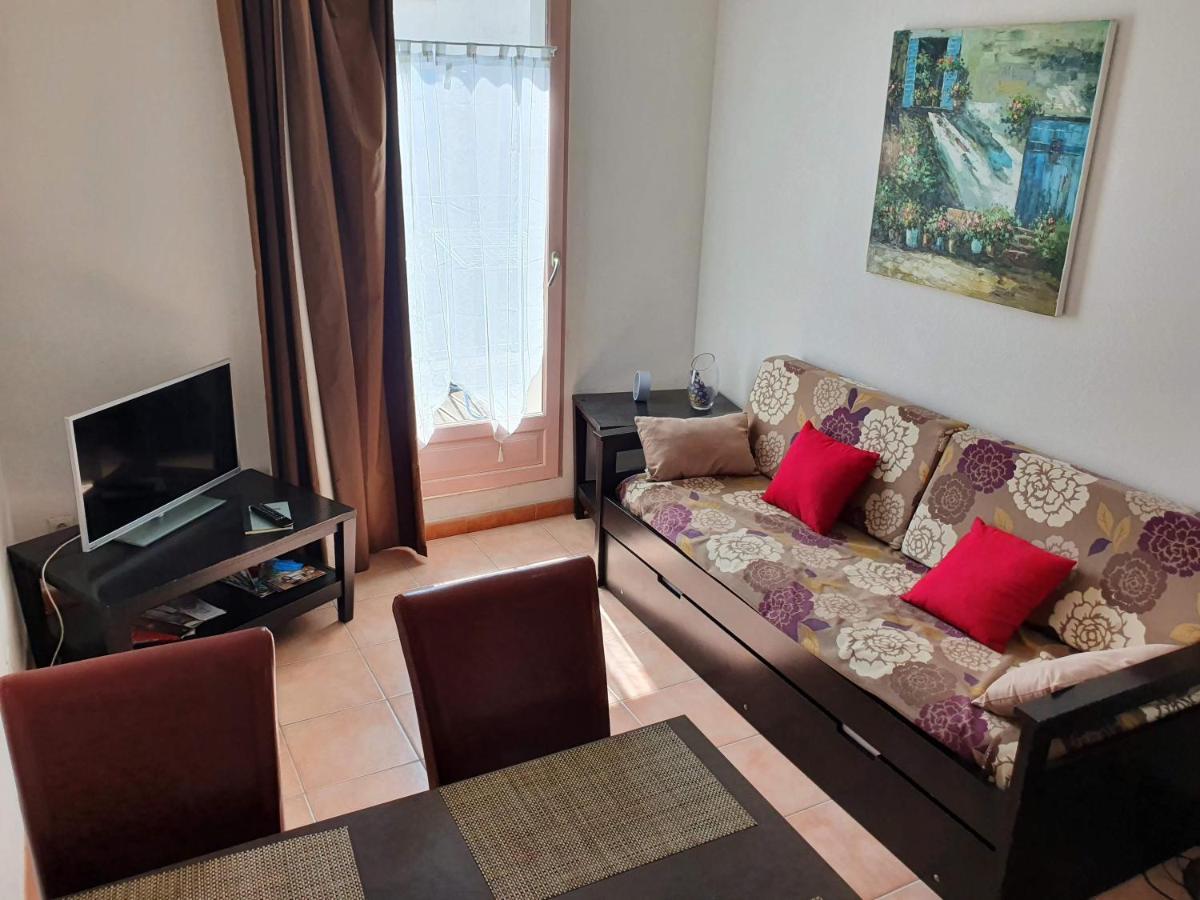 Joli appartement T2 dans résidence avec piscine, hammam et parking gratuits Carcassonne Esterno foto